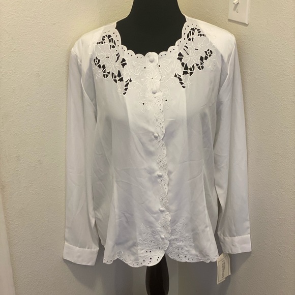 Sears Tops - 2 FOR $20 Vintage Sears Modern White Eyelet Blouse Top 80s Shoulder pads NEW 16